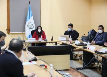 Ministerios analizan avances del programa de generación de empleos para jóvenes