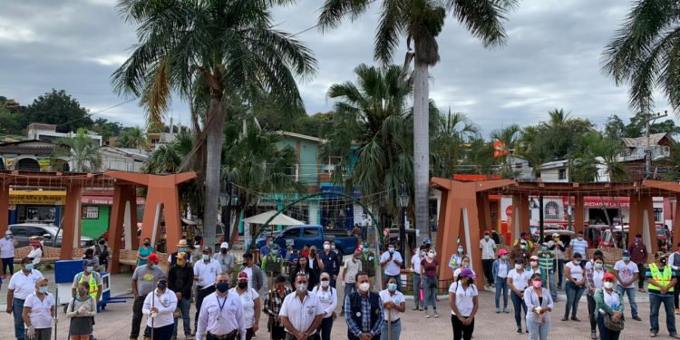 MARN verifica muerte de peces en Flores, Petén