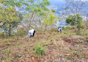 MARN en Salamá limpia zona turística
