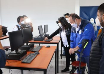 Alumnos cuentan con nuevo establecimiento educativo