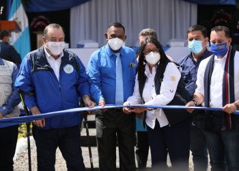 Autoridades de Gobierno inauguran el Ciclo Escolar 2021