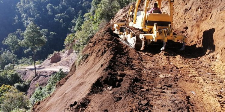 El CIV da mantenimiento a 10 tramos rurales en Totonicapán