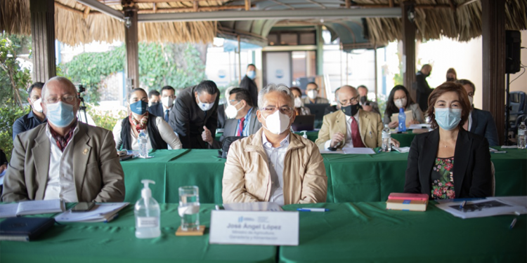 MAGA trabaja en la construcción de seguro agropecuario