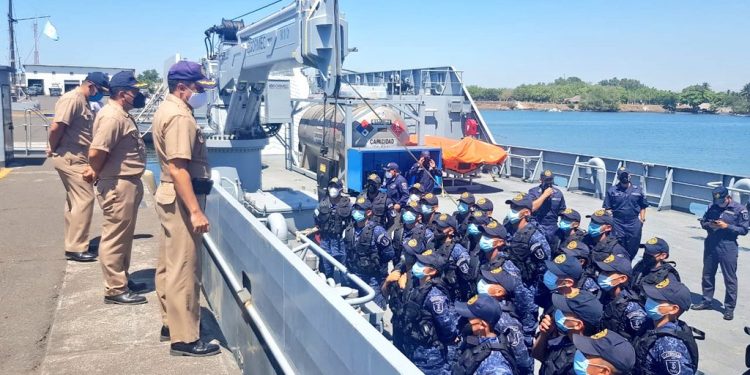 Ejército de Guatemala participa en capacitación de equipos que apoyarán proceso de vacunación contra el Coronavirus, COVID-19