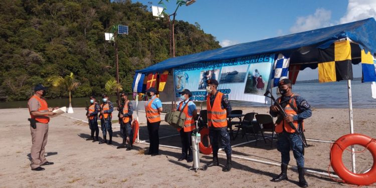Ejército de Guatemala participa en capacitación de equipos que apoyarán proceso de vacunación contra el Coronavirus, COVID-19