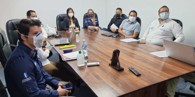 Capacitan personal para llenado de FECS