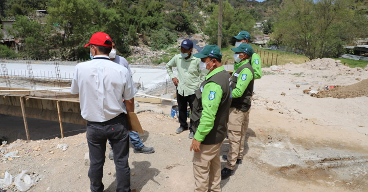 MARN verifica denuncia de contaminación en el río Chinautla