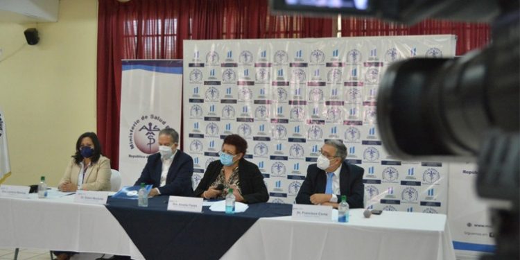 Autoridades del Ministerio de Salud Pública hacen llamado a reforzar medidas preventivas COVID-19 en Semana Santa 2021