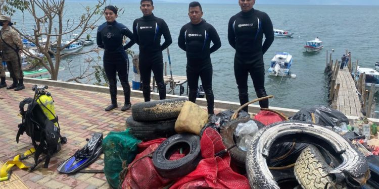 Ejército de Guatemala participa en capacitación de equipos que apoyarán proceso de vacunación contra el Coronavirus, COVID-19