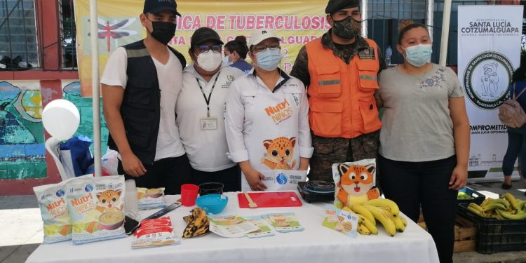 Ejército de Guatemala participa en capacitación de equipos que apoyarán proceso de vacunación contra el Coronavirus, COVID-19