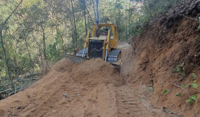 Mil 500 familias en Totonicapán beneficiadas con apertura de brecha