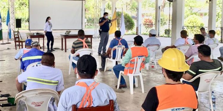 50 pilotos del transporte pesado se capacitan en seguridad vial