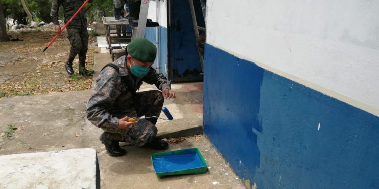 Ejército de Guatemala participa en capacitación de equipos que apoyarán proceso de vacunación contra el Coronavirus, COVID-19