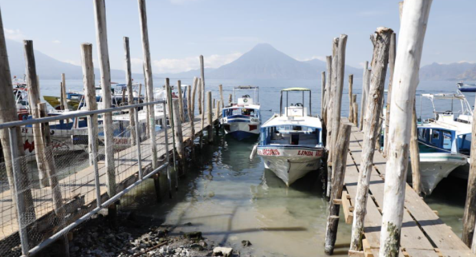 MARN verifica denuncia sobre contaminación en el Lago Atitlán