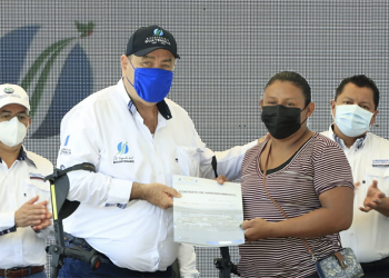 Gobierno de Guatemala regulariza propiedades a favor comunitarios de Sipacate, Escuintla