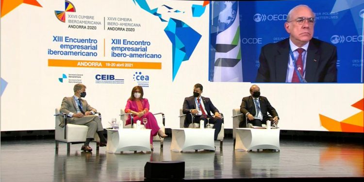 Ministro de Economía participa en el XIII Encuentro Empresarial Iberoamericano