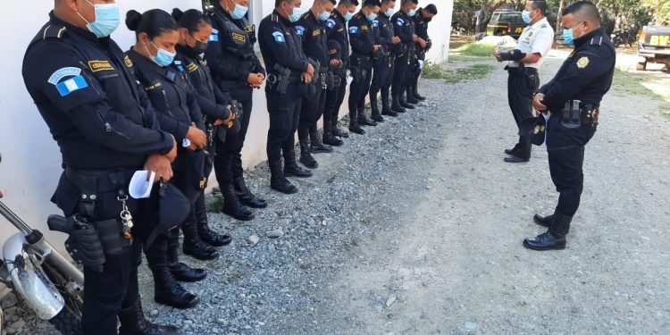 Agentes policiales reciben capacitación en Salamá Baja Verapaz