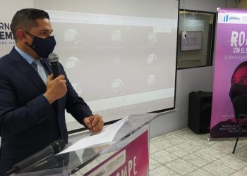 Personal de UPCV se capacita en temas de prevención para evitar el consumo de drogas