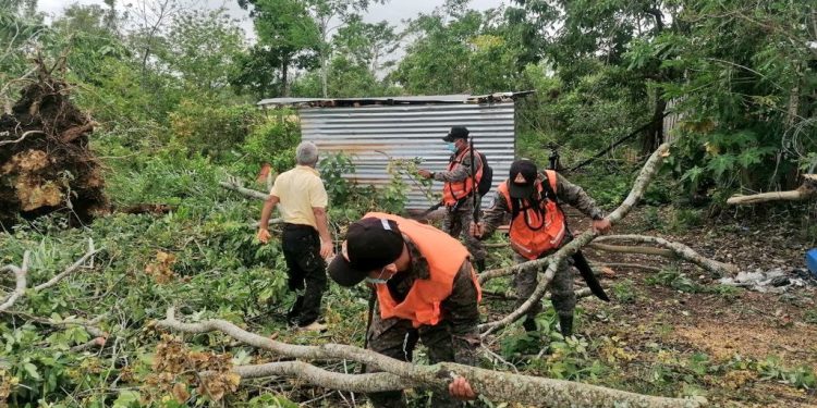 Ejército de Guatemala realiza evaluación de daños por lluvias en Petén