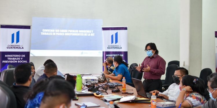 MINTRAB fortalece conocimientos con enfoque a los idiomas nacionales