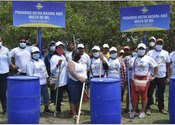 Santarroseños limpian el río Los Esclavos