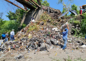 Chimaltenango y Suchitepéquez eliminan focos de contaminación
