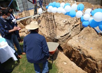 Amplían escuela en San Juan Comalapa