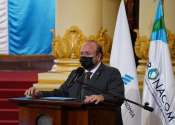 Ministro de Economía participa en informe  de resultados para mejorar clima de negocios