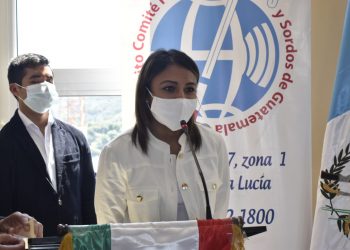 Viceministra de Previsión Social y Empleo, participa en clausura de pasantías laborales en la Municipalidad de Fraijanes