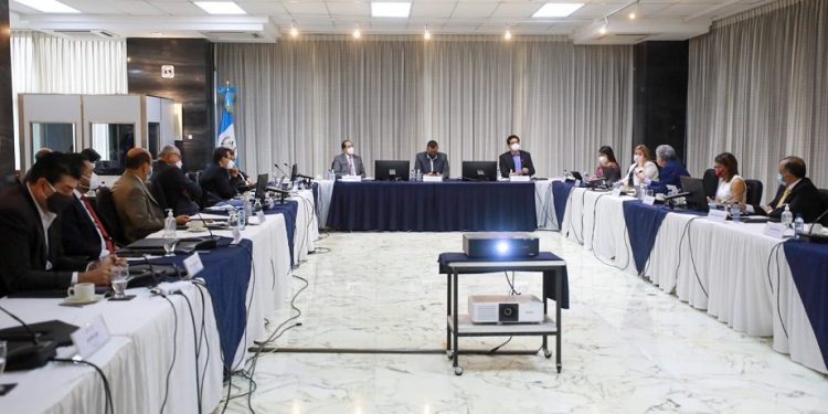 Gabeco analiza cambios a leyes  para reducir defraudación y contrabando