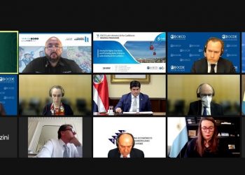 Ministro de Economía participa en 5to Aniversario  del Programa Regional de la OCDE