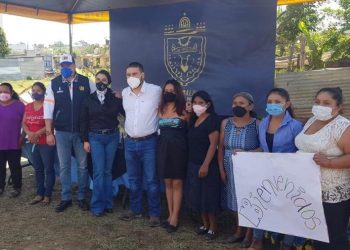 Familias de Villa Nueva se benefician con el programa Piso Digno