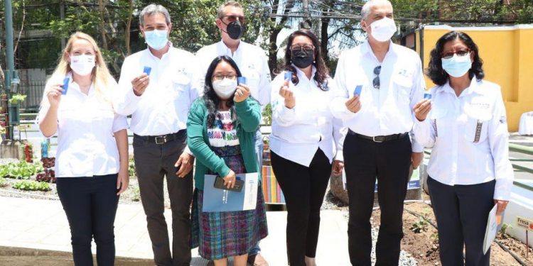 Ministerio de Educación y Embajada de Israel inauguran Huerto Pedagógico