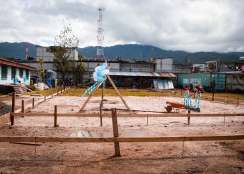 Colocan primera piedra en el Centro de Atención Permanente de Zacualpa, Quiché.