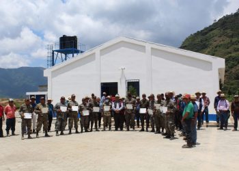 Ejército de Guatemala entrega Centro de Atención Permanente en Quiché