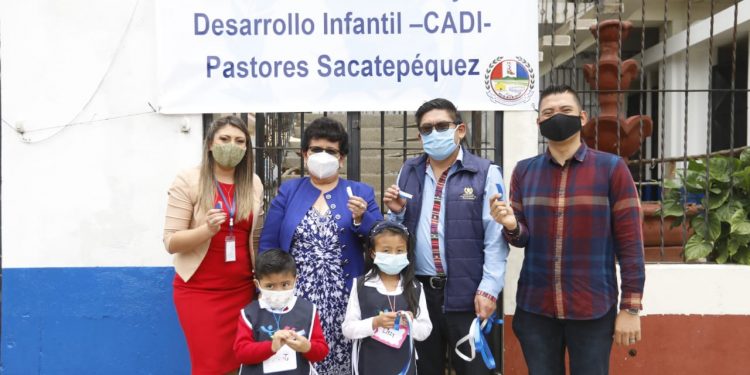 Secretaria Thelma Portillo inaugura CADI en Pastores, Sacatepéquez