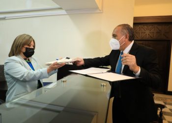 VACUNA COVID-19: GOBIERNO PRESENTA NUEVA INICIATIVA DE LEY QUE CREA MECANISMOS DE COMPENSACIÓN