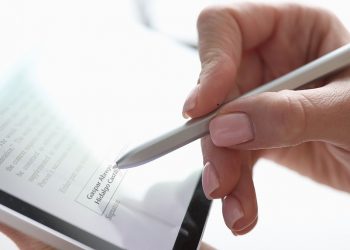 Los guatemaltecos usan más la firma  electrónica avanzada