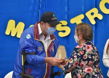 LA VACUNA PARA LOS MAESTROS ES PRIORITARIA EN LA CAMPAÑA CONTRA EL COVID-19: PRESIDENTE GIAMMATTEI