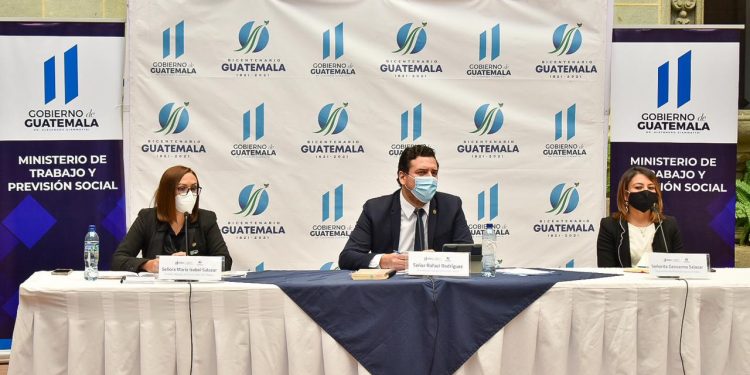El Ministerio de Trabajo y Previsión Social a la población guatemalteca Informa: