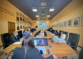 Se reúne Mesa Política del programa Acompáñame a Crecer