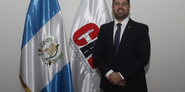 Javier Maldonado Quiñonez, asume como Ministro de Comunicaciones, Infraestructura y Vivienda 