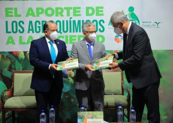 Guatemala promueve uso responsable y correcto de agroquímicos