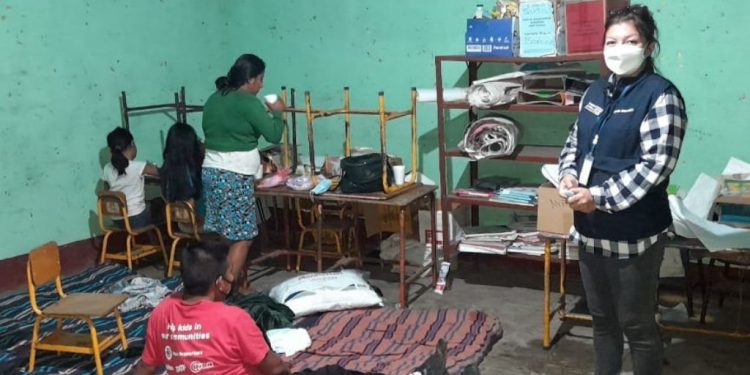 Suchitepéquez: familias son albergadas por inundación de sus viviendas