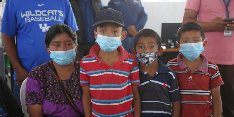 Mides inaugura dos Comedores Sociales en Huehuetenango