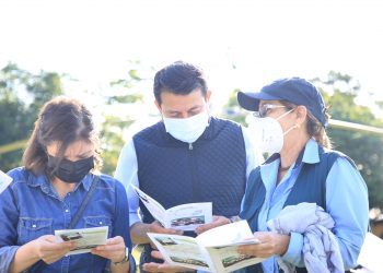 Realizan visita de campo para conocer “Mejores Familias”