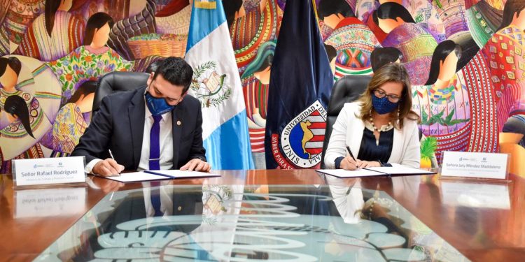 Mintrab y UNIS suscriben convenio de pasantías estudiantiles