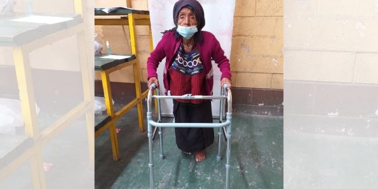 Quiché: personas en condición de pobreza y pobreza extrema fueron beneficiados con medicamentos e insumos