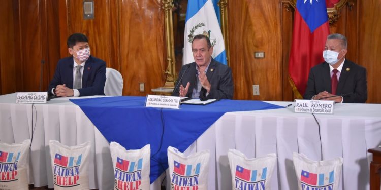 Familias serán beneficiadas con donación de arroz de Taiwán