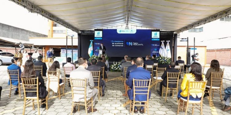 Registro Mercantil presenta nueva plataforma electrónica para trámites de auxiliares de comercio